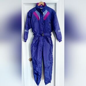 In New Condition, Insulated Etirel Vintage 90s Ski Suit. Pack Away Hood.Pockets!